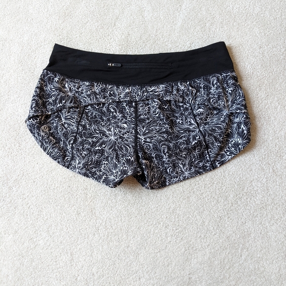 Lululemon Athletica Infinity speed up shorts size 6 - Picture 7 of 11